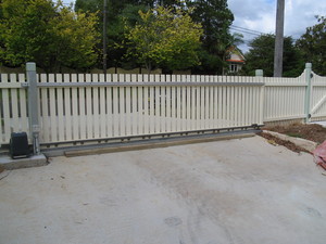 Pride Fencing. Pic 4 - large electric sliding gate