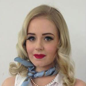 Sarah Hoyle makeup Artist Pic 1