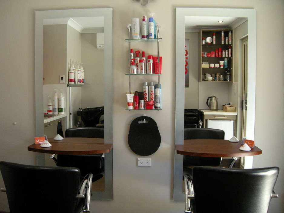 Evolution Hair Studio Pic 1 - Styling Stations