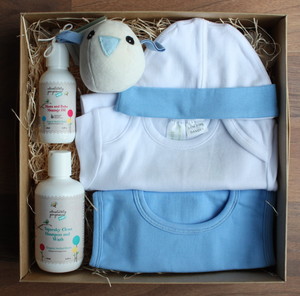 The Wild Earth Hamper Co Pic 5 - Baby boygirlneutral Hamper