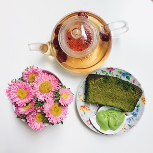 Sinmei Tea Pic 3 - Matcha Loaf Cake and Goji Berry Red Date tea