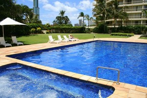 Contessa Condominiums Pic 2 - Swimming Pool