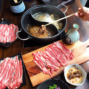 Momo Sukiyaki & Shabu Shabu - Japanese Restaurant Pic 2