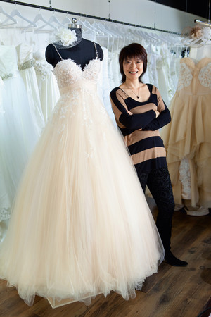 Regalia Bridal Designs by Rayner Lee Pic 2 - Designer Rayner Lee and her masterpiece