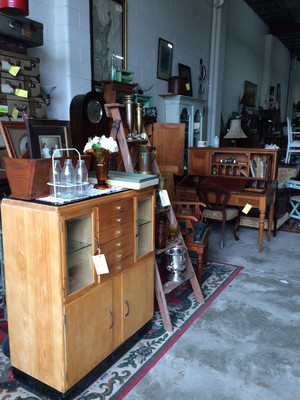 That Antique Shop Pic 5 - Vintage dentist cabinet