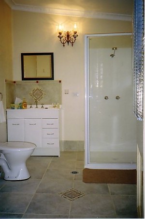 Boutique Motel Sefton House Pic 5 - Beautiful En Suites and Luxury Private Bathrooms