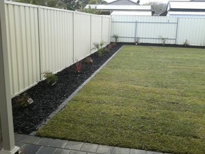 B.E.S.T Paving and Landscapes (Bricks, Earth, Soil, Turf) Pic 4 - basic design low maintenance self watering system