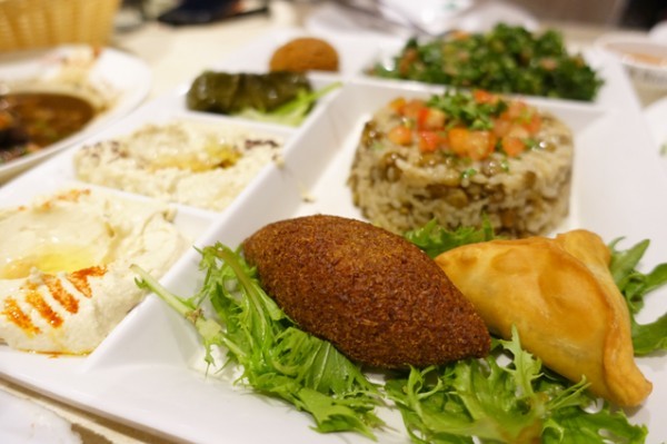 Al Aseel Restaurant 5 Pic 1 - Vegetarian Mix Plate 24