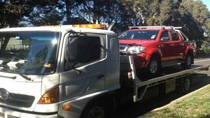 Sydney Tilt Tray Pic 2 - Breakdown Towing