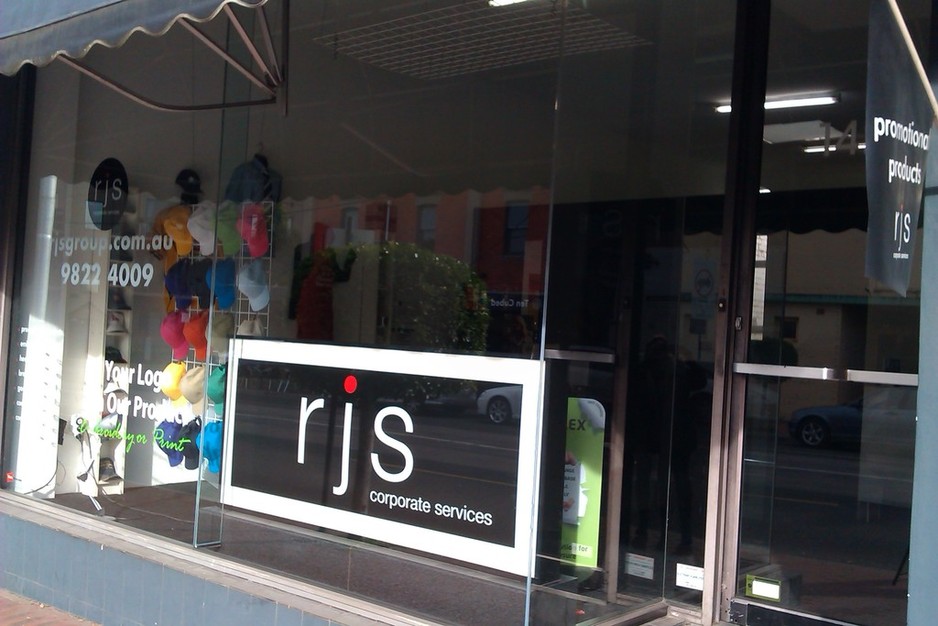 RJS Corporate Services Pic 2 - RJS Showroom