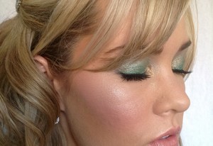 Makeup with Jess Pic 4 - Vibrant Green