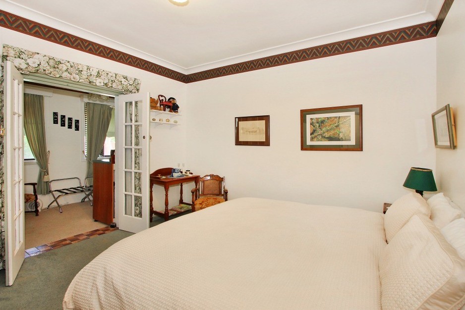 Ambleside Bed & Breakfast Pic 1 - Guest Bedroom