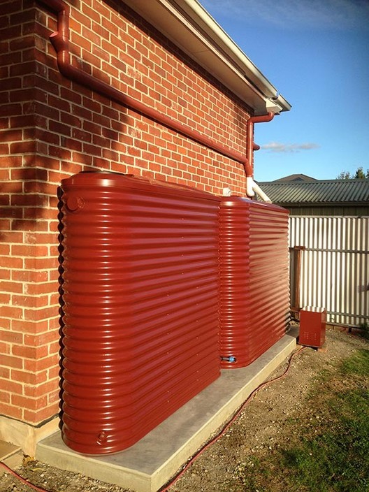 H2o Rainwater Tanks Pic 1 - slimline aquaplate tanks