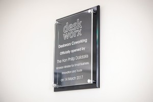 Deskworx Pic 3