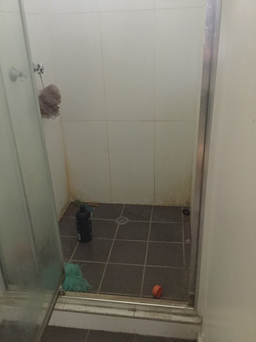 EbenezerBestCleaning PTY LTD Pic 1 - bathroombefore