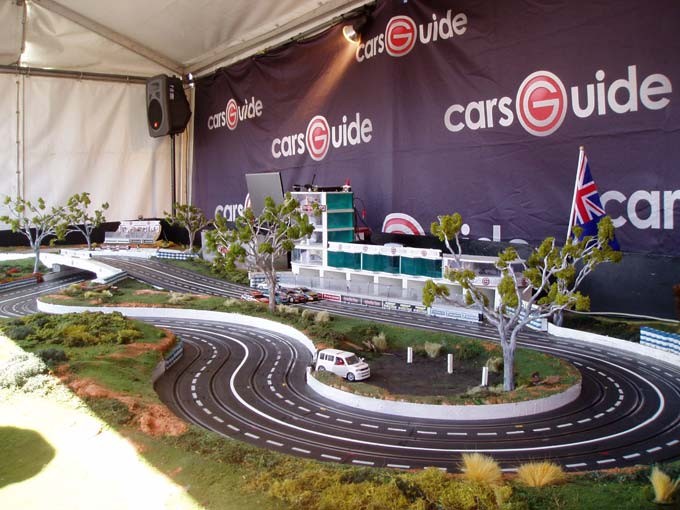 TrackMasters Racing Pic 2 - carsguidecomau at mt panorama