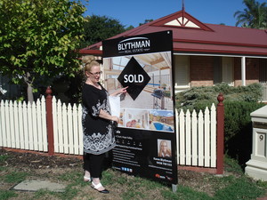 Blythman Real Estate Pic 3 - SOLD in 1st weekend for top price Professionalism is Karens guarantee