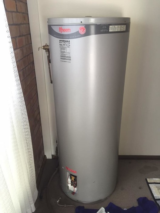 NCP Plumbing Services Pic 1 - Rheem Hot Water Service