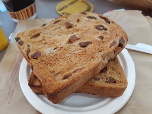 Gloria Jean's Coffees Pic 4 - Raisin toast no butter