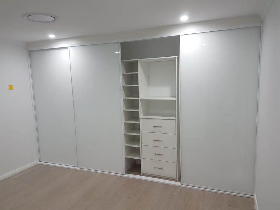 Lamassu Wardrobes Pic 2 - 4 door sliding White Glass