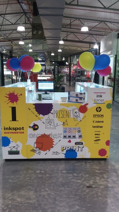 Inkspot DFO Moorabbin Pic 1 - Inkspot Kiosk Front