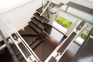 Leading Edge Frameless Glass Pic 2 - Leading Edge Frameless Glass