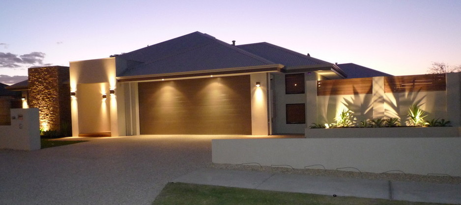 Swift Electrical Solutions Pic 1 - External Lighting