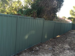 Brads Fencing Pic 3 - Colourbond Fence