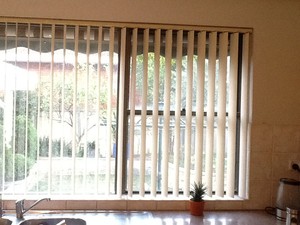 Chooby Blinds & Doors Pic 4