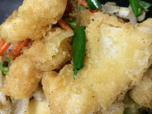 Tin Wong Palace Restaurant Pic 5 - Salt Pepper Chilli Calamari