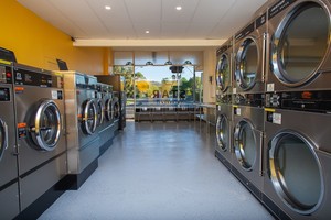 Star Laundromat Pic 4