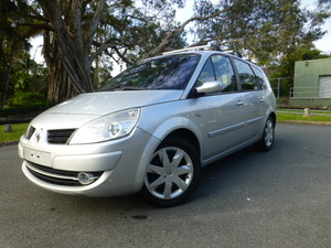 Don's Affordable Cars Pic 5 - 2007 Automatic 7 seater Renault Scenic great people mover