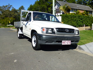 Don's Affordable Cars Pic 2 - 2002 Manual Toyota Hilux great work ute