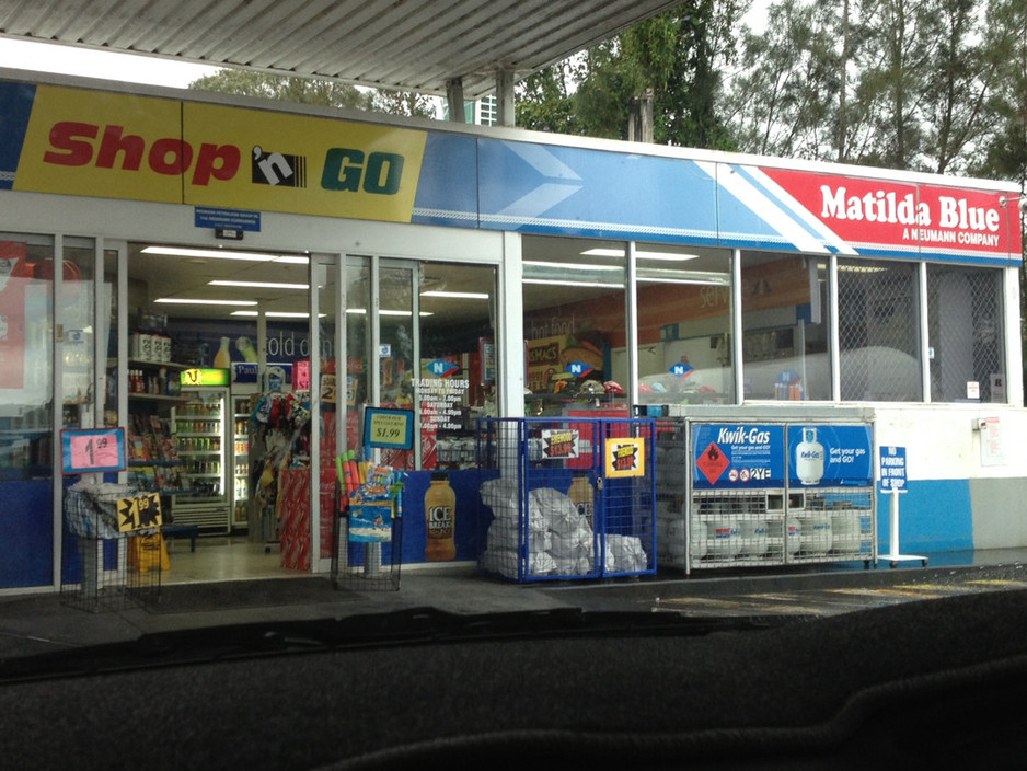 Neumann Service Station Currumb Pic 1 - Shop N Go at Matilda Blue a Neumann Company Currumbin