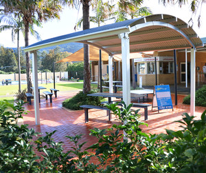 Precinct Street and Park Pic 5 - Corrimal Memorial Swimming Pool