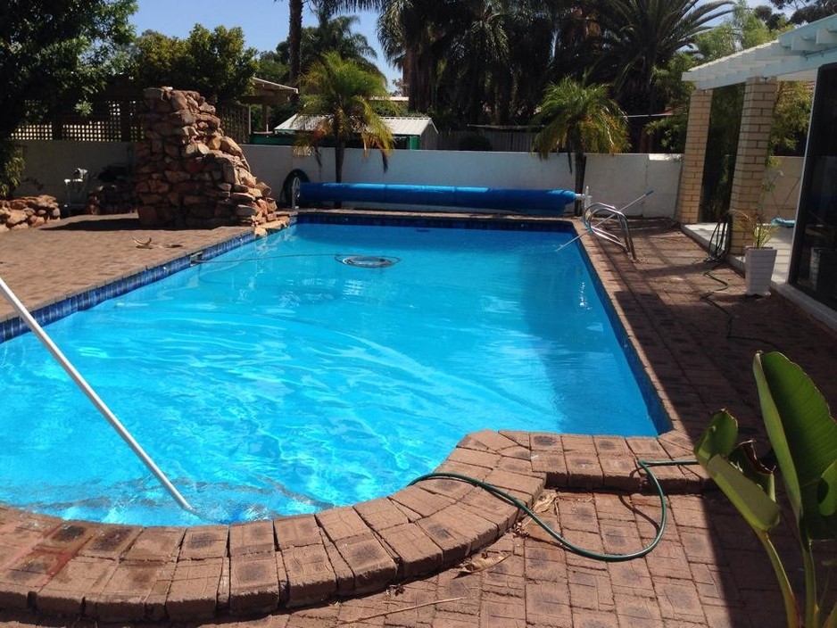 Waterwise Pool Care Pic 2 - After green pool treatment