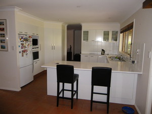 Silver Fern Resurfacing - Kitchen & Bathroom Pic 2 - after