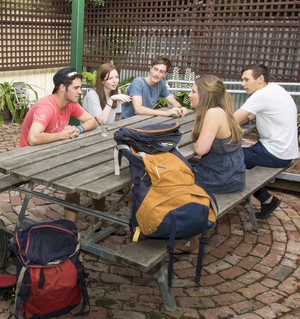 Bendigo Backpackers Pic 3 - Beer Garden