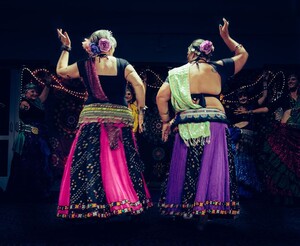 Lunadorn Tribal Bellydance Pic 5 - Laurie and Sue your teachers