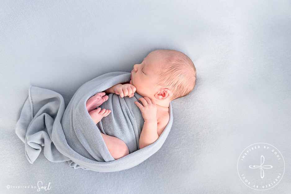 Inspired By Soul Pic 1 - Natural simple and timeless newborn imagery