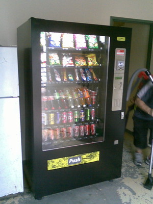 MPA Vending Pic 2 - Large combo vending machine snacks and drinks