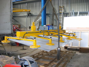 Leviweight Pic 2 - Leviweight Manufacturing Vacuum Lifter