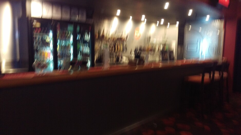 Burleigh Town Tavern Pic 1 - Bar