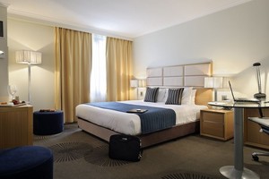 Holiday Inn Parramatta Pic 3 - Clarion Hotel Guest Room