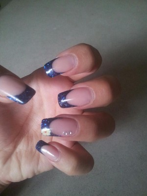 Nails at Lillie Lounge Pic 2