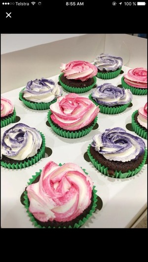 Miss Cakery Bakery Pic 4 - Chocolate cupcakes with buttercream topping