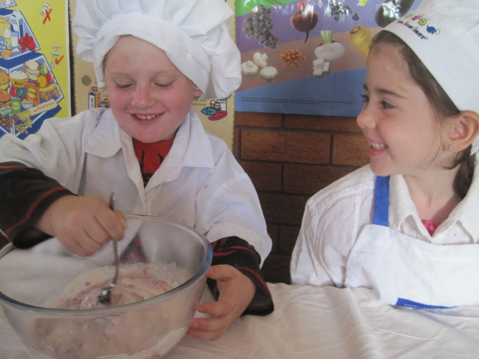 Gumleaf Cottage Early Years Learning Pic 1 - Cooking Experiences