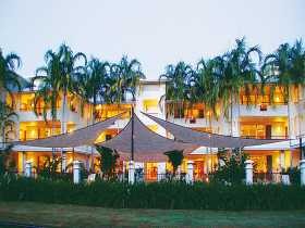 Mandalay and Shalimar Luxury Beachfront Apartments Pic 1 - Mandalay and Shalimar Apartments