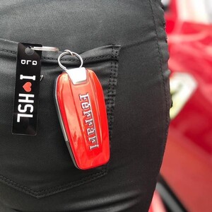 PL8SRUS Pic 2 - Custom Plate Keyring Ferrari