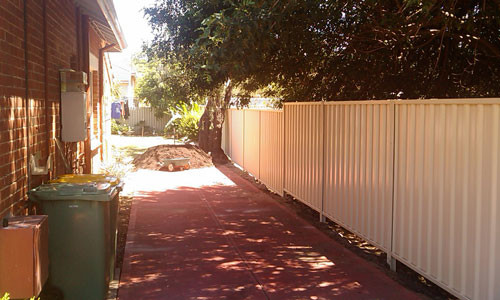 Versatile Fencing in Rockingham, WA, Fencing Construction - TrueLocal